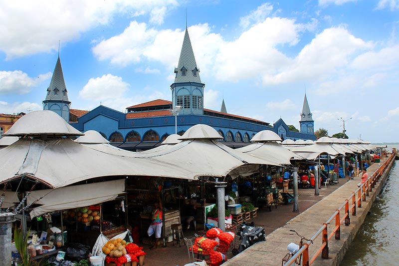 Mercado Ver-o-Peso, em Belém, capital do estado do Pará