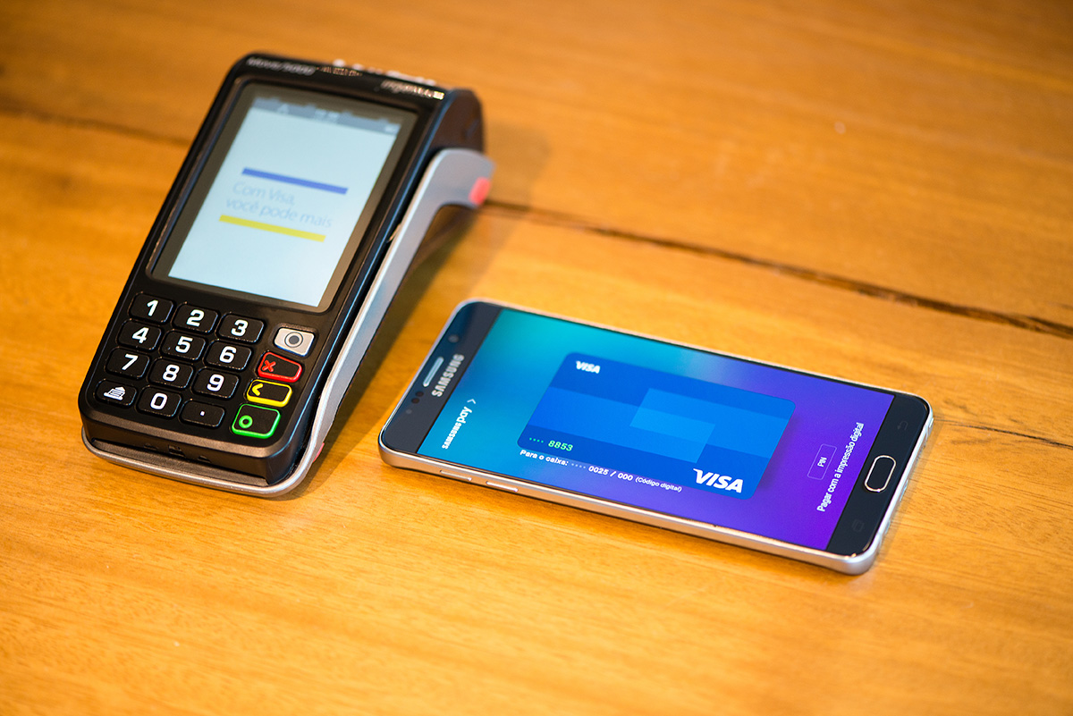 Hand holding a Samsung phone